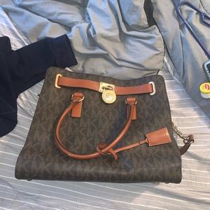 MICHAEL KORS HAMILTON